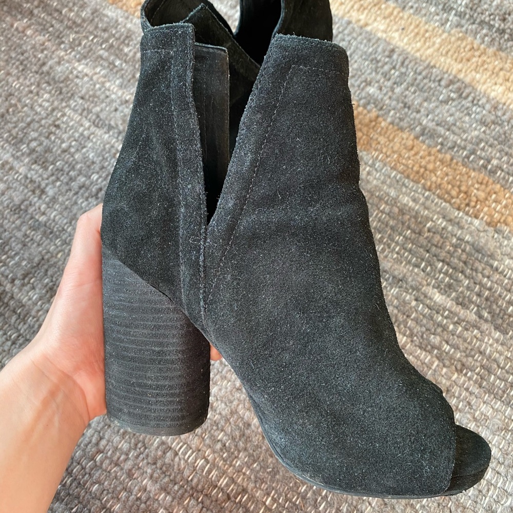 Infinity Heel Boot - Picture 3 of 5